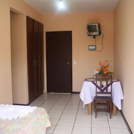 Bombinhas Palace Hotel Habitación foto