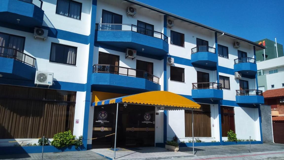 Bombinhas Palace Hotel Exterior foto