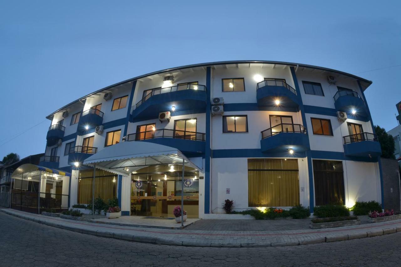 Bombinhas Palace Hotel Exterior foto